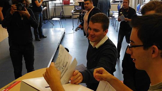 Weiterbildungskolleg der Städteregion - Kleine Parteien, großer Auftritt