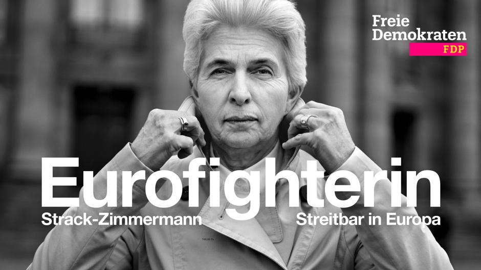 Marie-Agnes Strack-Zimmermann als Eurofighterin